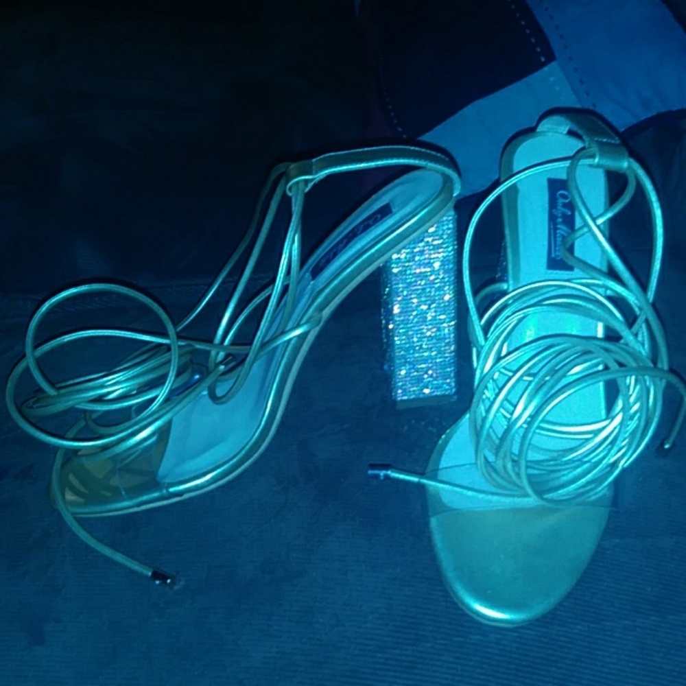 Size 8 only makers shoe